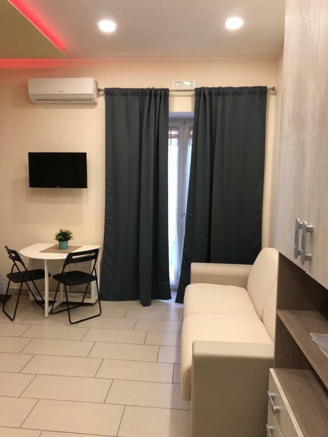 Room25Mq Picasso Cercola Kültér fotó